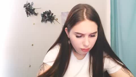 olivia_red_ online show from July 27, 1:27 pm
