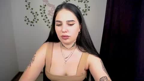 olivia_red_ online show from August 10, 12:28 pm