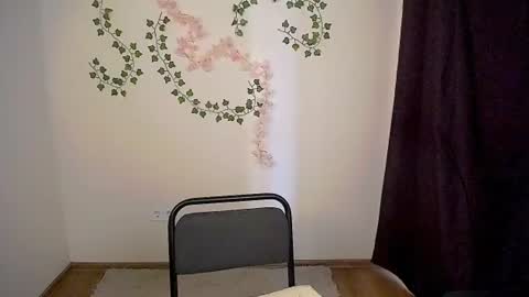 olivia_red_ online show from August 10, 1:34 pm