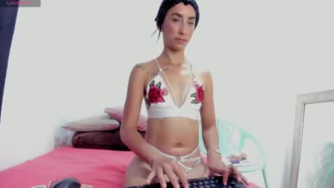 Olivia online show from August 2, 11:44 pm