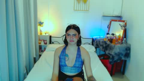 olivia_xxo online show from August 6, 5:45 pm