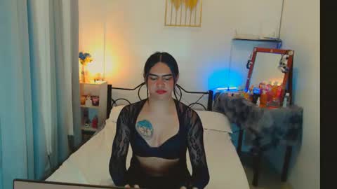 olivia_xxo online show from August 13, 10:46 pm