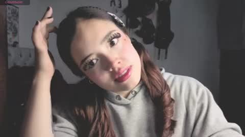 oliviabluee10 online show from July 17, 2:22 am