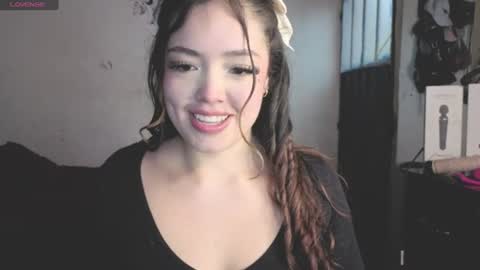 oliviabluee10 online show from August 2, 9:33 pm