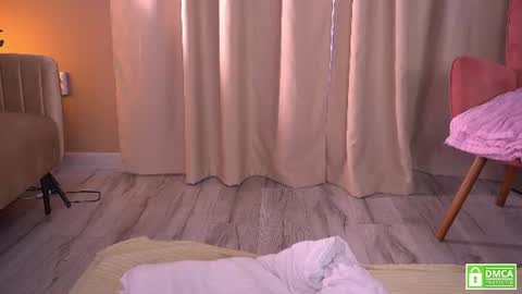 Olivia online show from August 11, 11:45 am