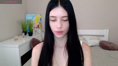 oliviarichi online show from July 20, 11:57 am