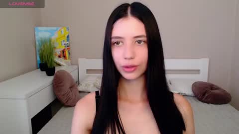 oliviarichi online show from August 13, 12:52 pm