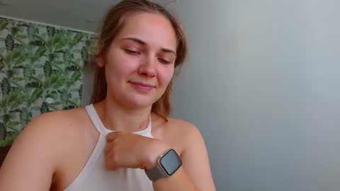 Olivia online show from August 10, 6:26 am