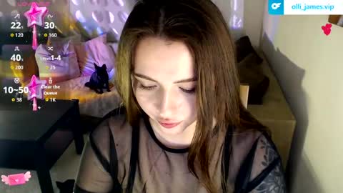 ollie_jamess online show from May 18, 9:15 pm