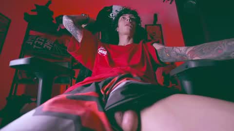   online show from July 25, 9:24 am