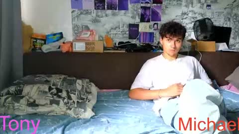 Tony online show from August 11, 6:37 am