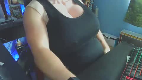 Dani Pregna online show from June 8, 4:02 pm