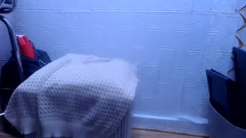 oly10022020 online show from August 18, 8:26 pm