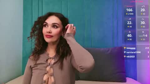 Olympia Moore online show from August 14, 2:32 pm