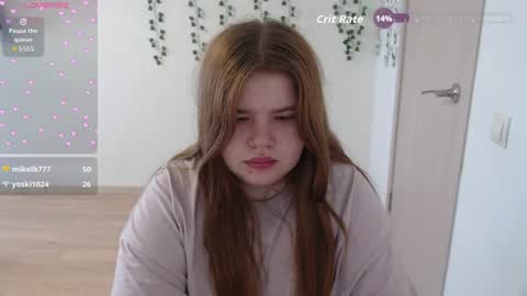 melly online show from June 22, 9:32 am
