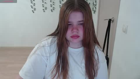 melly online show from July 17, 6:52 pm