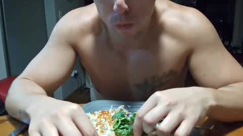 I am he online show from August 8, 2:55 am