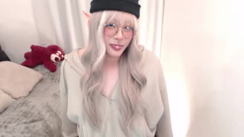 Omori Chan   online show from June 15, 1:42 pm