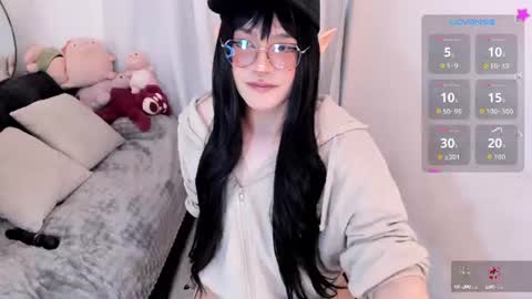 Omori Chan   online show from August 3, 2:13 pm