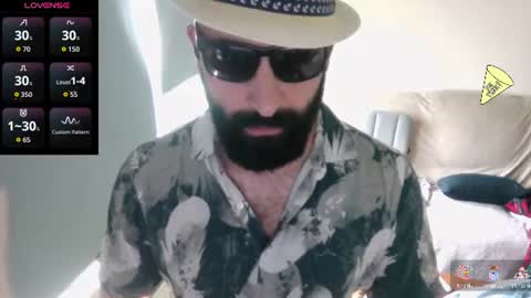 ona nisme online show from July 26, 3:17 pm