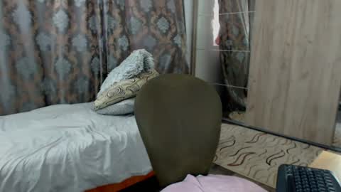 oneboy1x1 online show from August 15, 3:49 pm