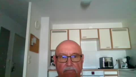 Onemoretimebis online show from August 2, 9:27 am