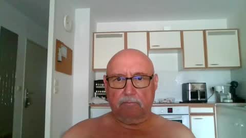 Onemoretimebis online show from August 2, 1:51 pm