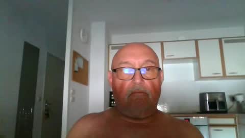 Onemoretimebis online show from August 12, 11:56 am