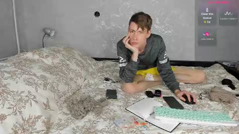 Erick  online show from August 14, 4:49 am