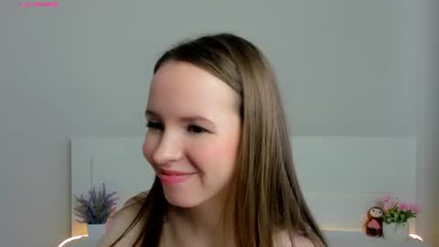 Hello My name is Mary nice to meet you  Telegram cuuutekitten online show from July 4, 12:07 pm