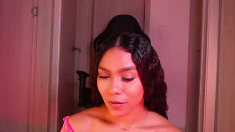 misssaray official online show from August 1, 12:49 am