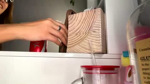 onlyjess23 online show from July 14, 2:17 am