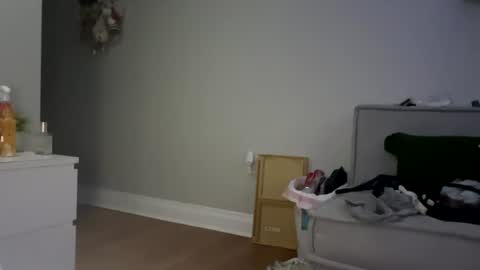 onlyjess23 online show from July 28, 4:51 am