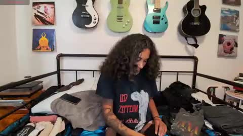 Duo online show from July 9, 8:36 pm
