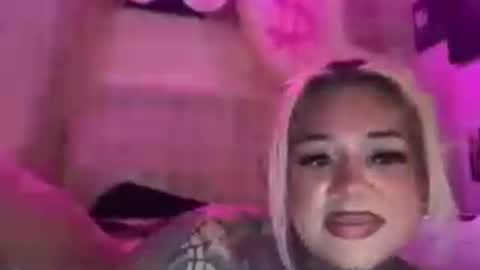 Avery Lee online show from July 10, 7:08 pm