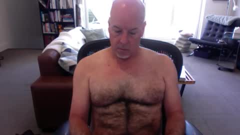 onmike44 online show from June 11, 3:40 pm