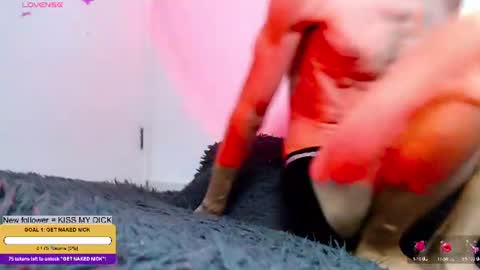 xxx online show from August 12, 10:34 pm