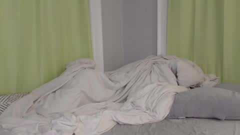 onyx_black666 online show from May 14, 3:17 am