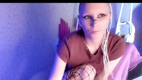 Onyx online show from July 30, 2:57 pm
