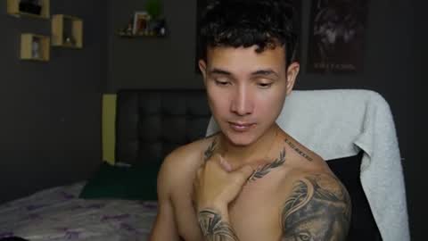 onyx_voss online show from July 30, 1:18 pm