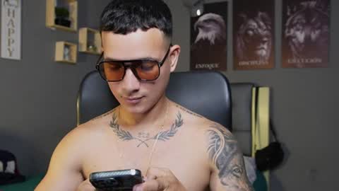 onyx_voss online show from August 3, 5:42 pm