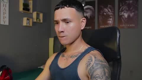 onyx_voss online show from August 3, 6:48 pm