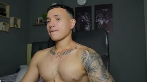 onyx_voss online show from August 8, 12:11 am