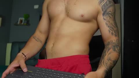 onyx_voss online show from August 12, 4:20 pm