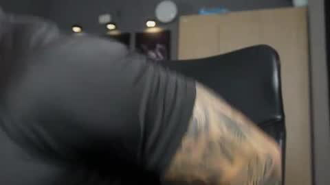 onyx_voss online show from August 15, 11:58 am