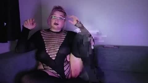 MISS ONYX online show from June 18, 3:17 am