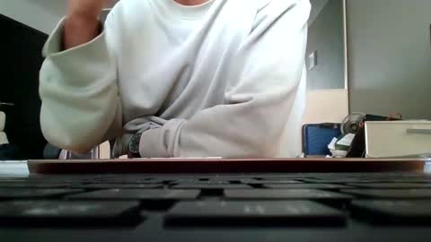 ook_ck online show from May 9, 3:47 pm