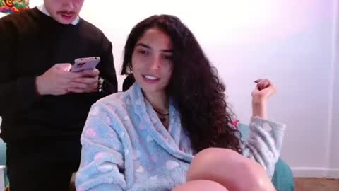 ooluchyferoo online show from June 27, 2:04 am