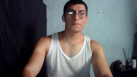 oomaurooo online show from June 9, 8:26 pm