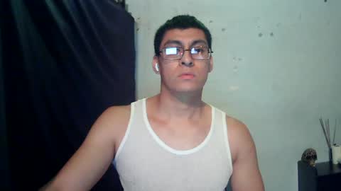 oomaurooo online show from June 15, 7:39 am